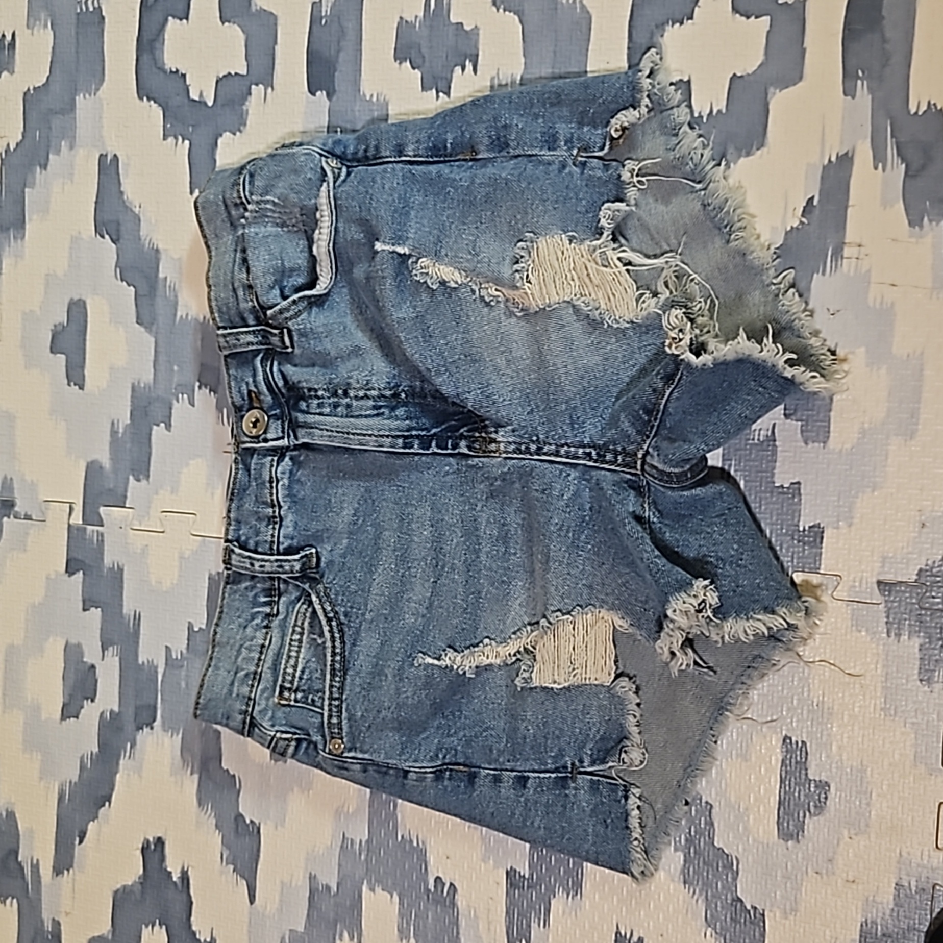Kendall & Kylie Cutoff Denim Shorts Size 5/27 Cutoff Shorts